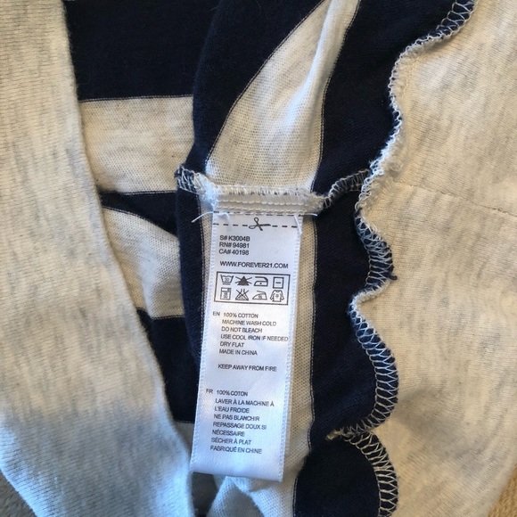 2/$7 ♦️Forever 21 Navy And Gray Stripe Long Sleeve - Picture 4 of 4
